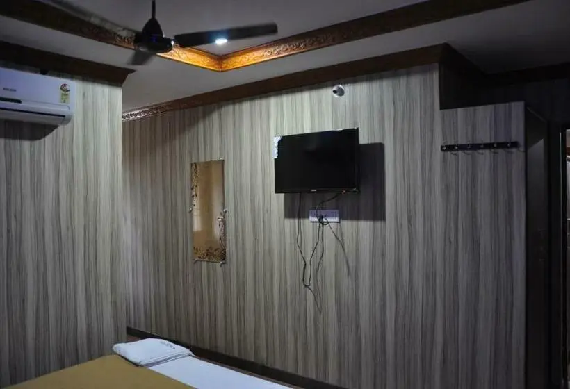 デラックスルーム, C M Hotel New