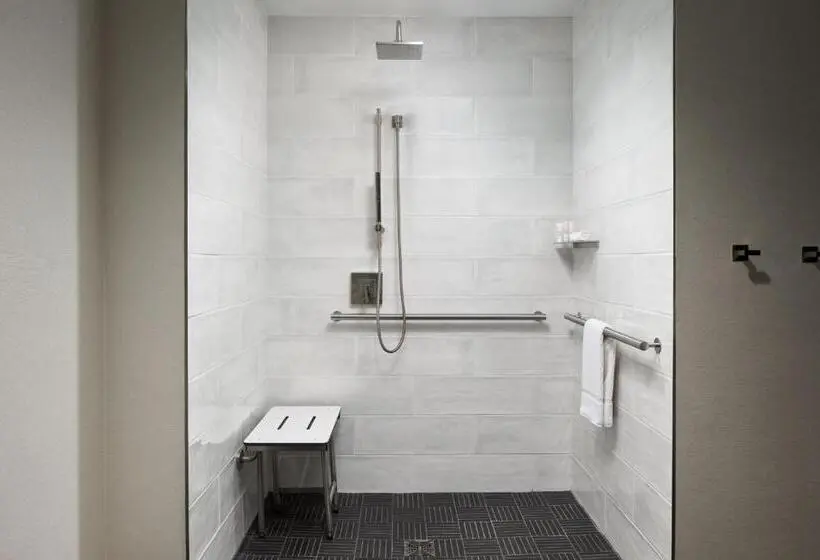 キングサイズベッドのスタンダードルーム, Marriott Owings Mills Metro Centre