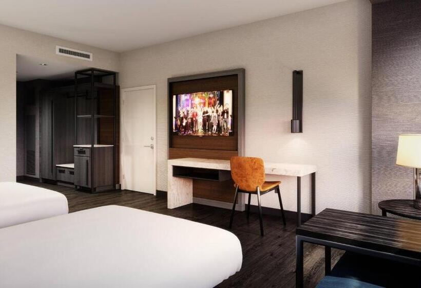 غرفة ديلوكس لذوى الاحتياجات الخاصة, Marriott Owings Mills Metro Centre