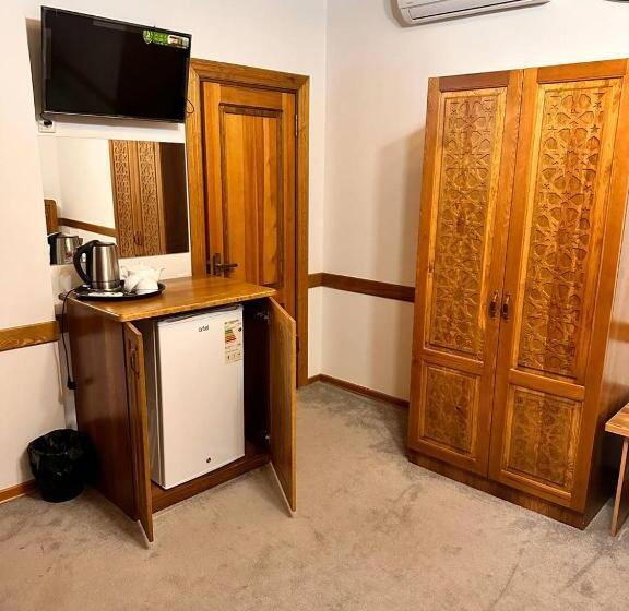 غرفة قياسية, Munis