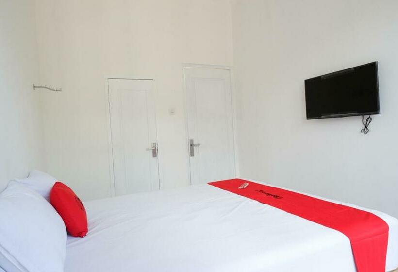 Номер Стандарт, Reddoorz Plus Near Ums Solo