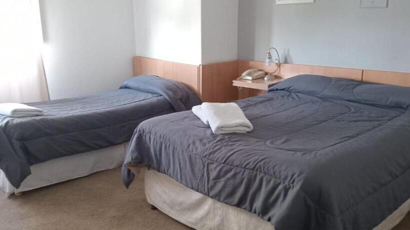 스탠다드 트리플 룸, Iberia