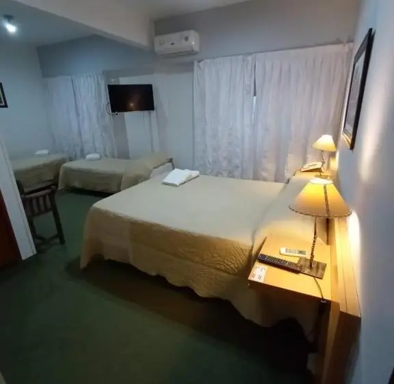 スタンダード4人部屋, Iberia