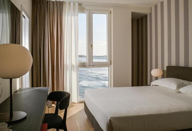 带海景的标准房, Punta Tipa