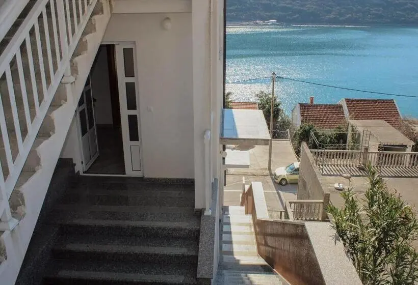 استودیوی استاندارد با چشمانداز دریا, Apartmans And Rooms Mato