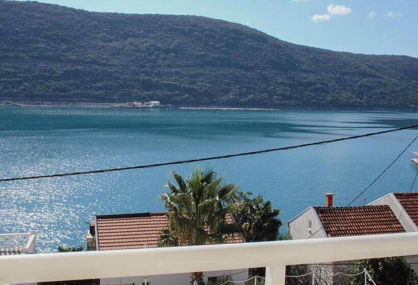 带海景的标准工作室, Apartmans And Rooms Mato