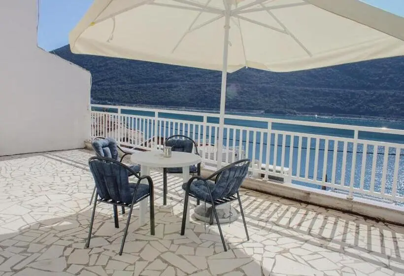 اتاق استاندارد, Apartmans And Rooms Mato