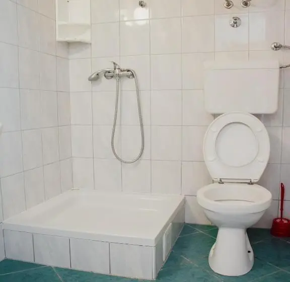 اتاق خانوادگی با چشمانداز دریا, Apartmans And Rooms Mato