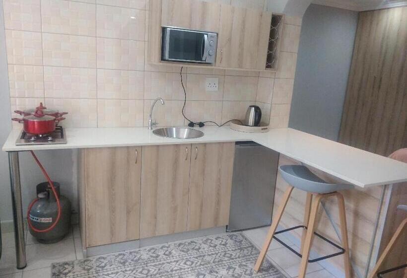 キングサイズベッドのスタンダードルーム, Comfort E Casa