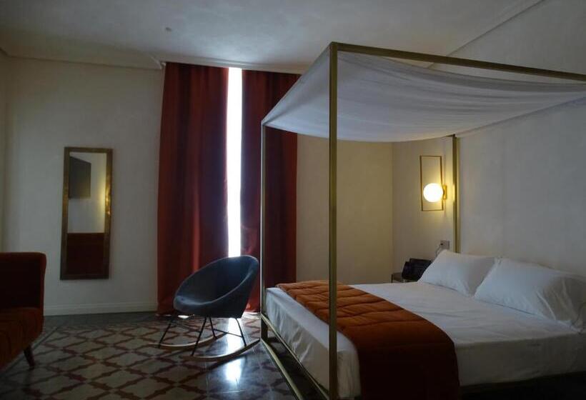 سوییت جونیور با بالکن, 20 Miglia Boutique