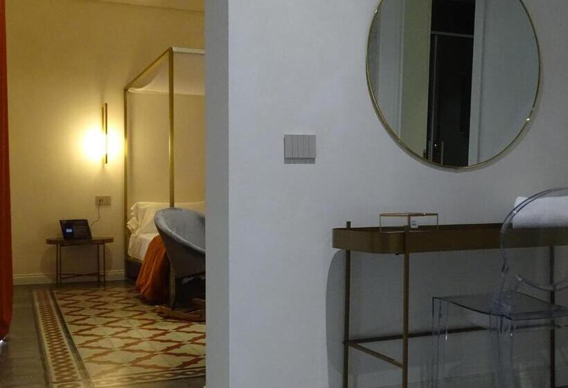 سوییت جونیور با بالکن, 20 Miglia Boutique