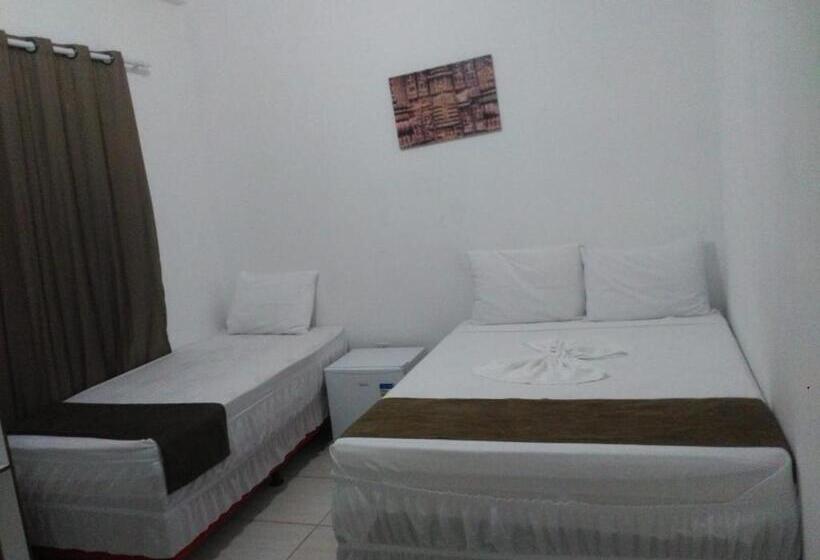 חדר סטנדרט לשלושה, Alelos