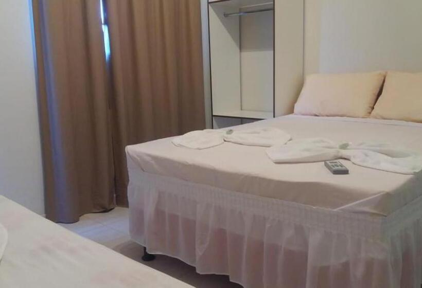 חדר סטנדרט לשלושה, Alelos