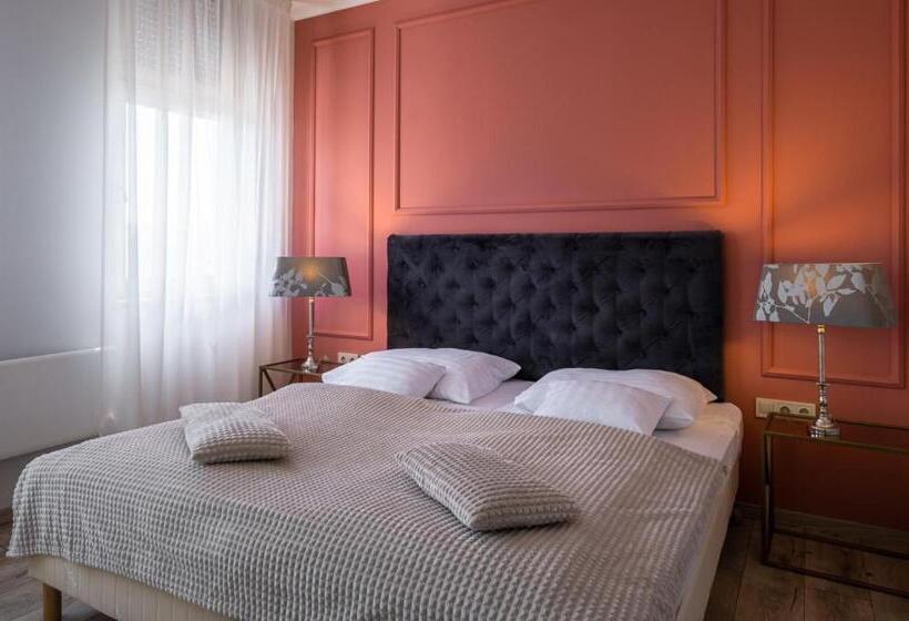 スタンダードルーム, Neptun Badacsony