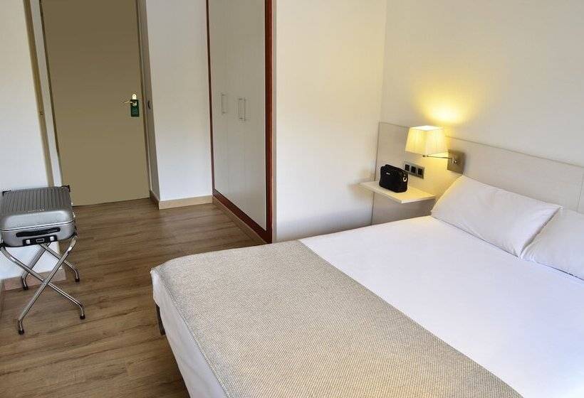 اتاق لوکس, Terranova