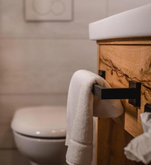 스탠다드 스튜디오, Kopeindlgut Apartments