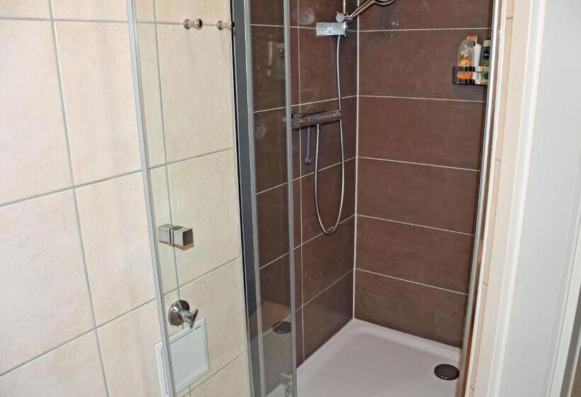 1 Bedroom Apartment Lake View, Ferienwohnungen Mit Seeblick Und Sauna