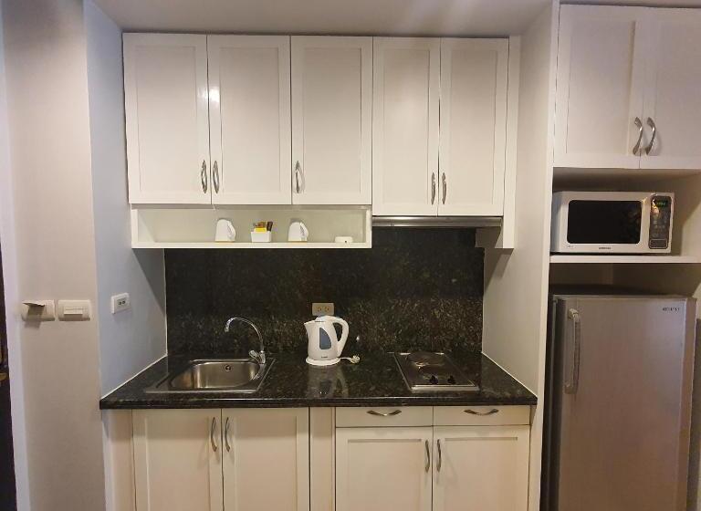 إستوديو بريميوم, Admiral Premier Bangkok