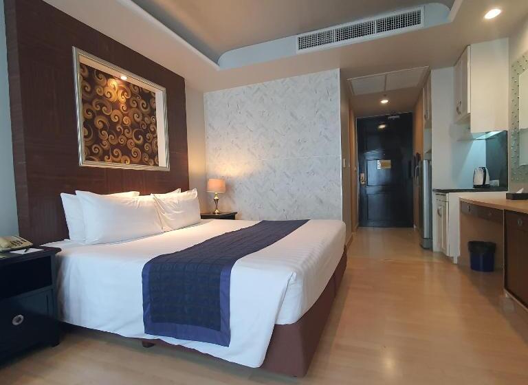Escritório Superior, Admiral Premier Bangkok