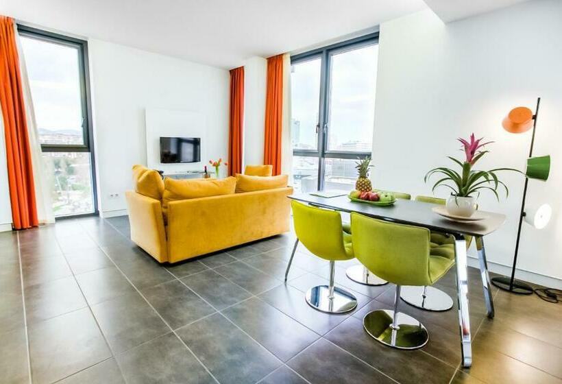 Апартаменты 2 Спальни, Cosmo Apartments Sants
