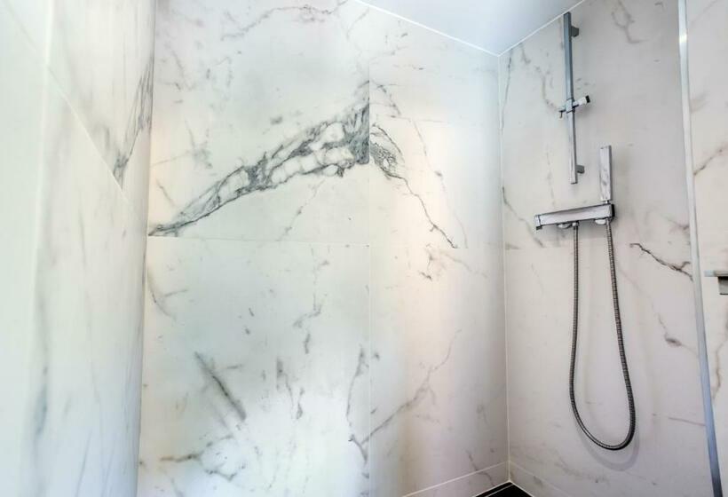 Апартаменты Дюплекс 2 Спальни, Cosmo Apartments Sants