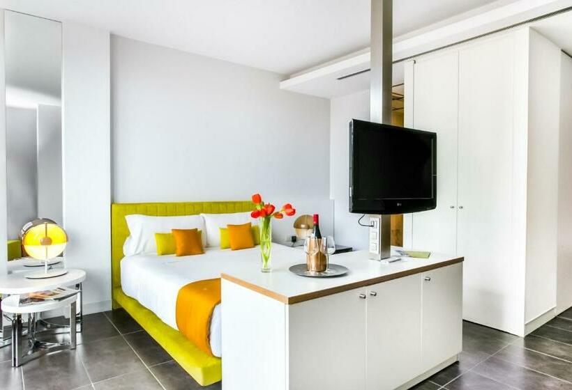 Люкс, Cosmo Apartments Sants