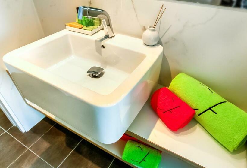 Люкс, Cosmo Apartments Sants