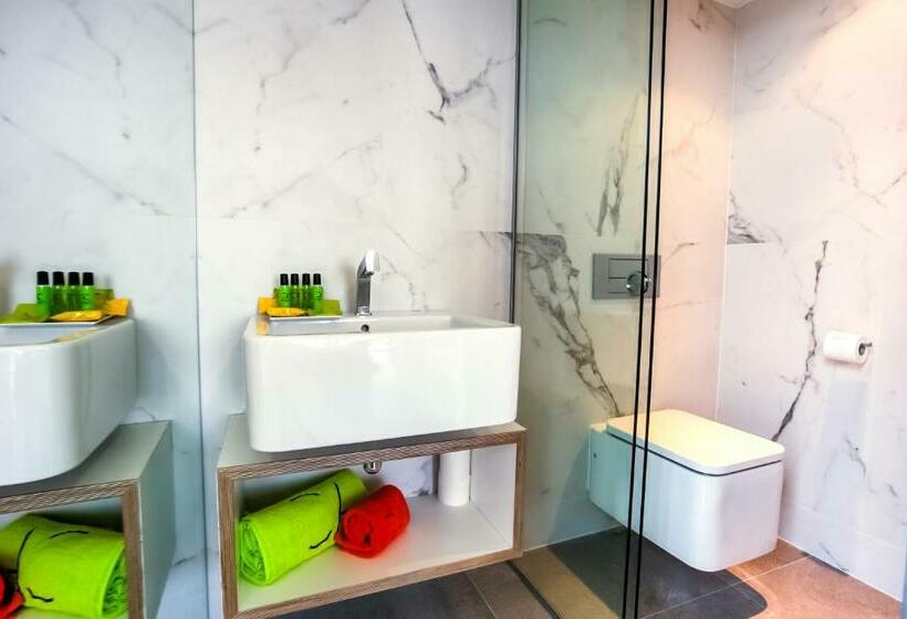 Апартаменты Deluxe 3 Спальни, Cosmo Apartments Sants