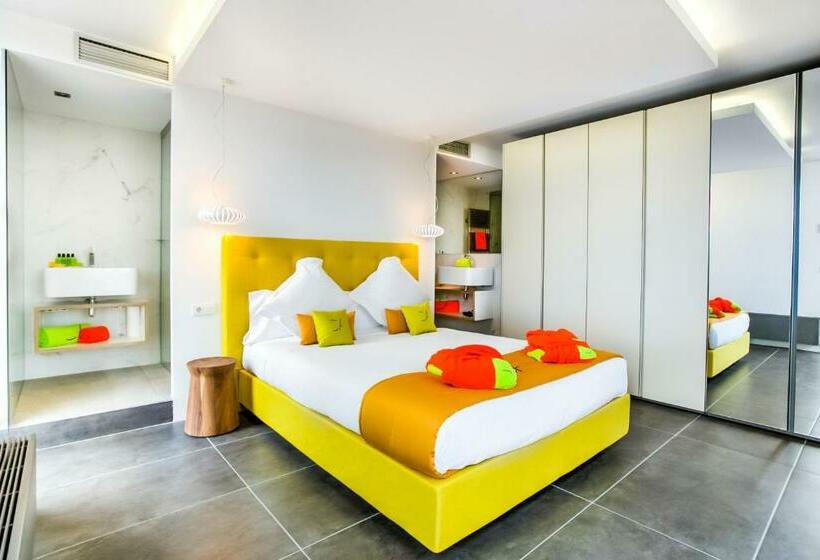 Апартаменты Deluxe 3 Спальни, Cosmo Apartments Sants