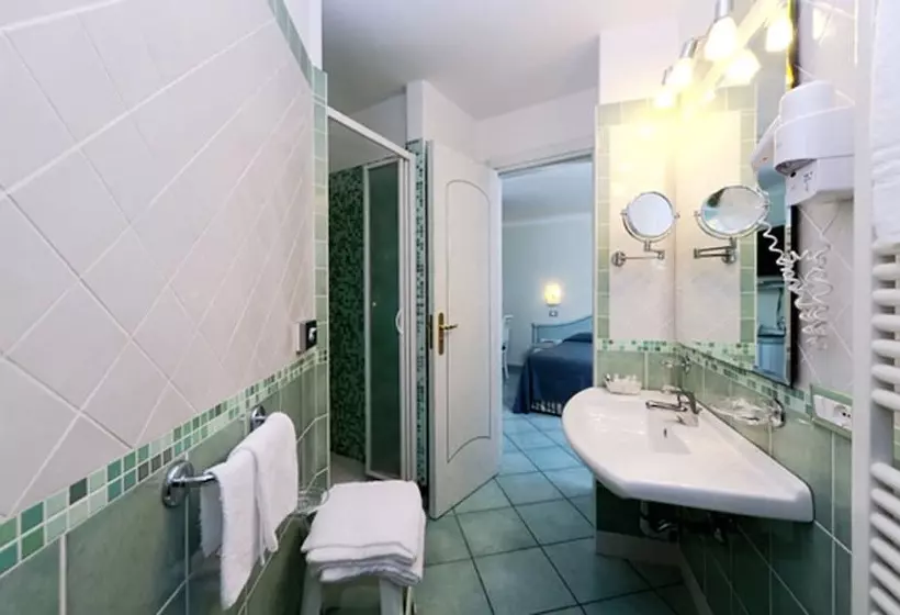 اتاق سوپریور چهار تخته, Bellevue Benessere & Relax
