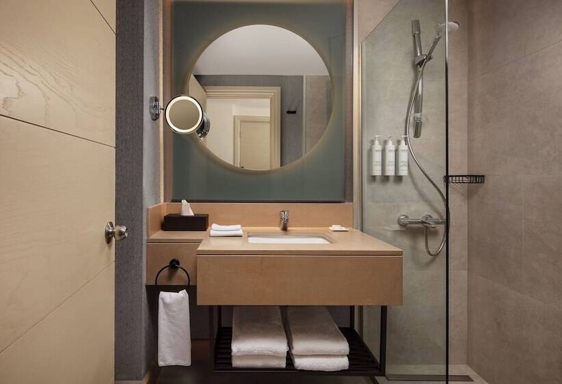 デラックスルーム, Delta Hotels Istanbul West