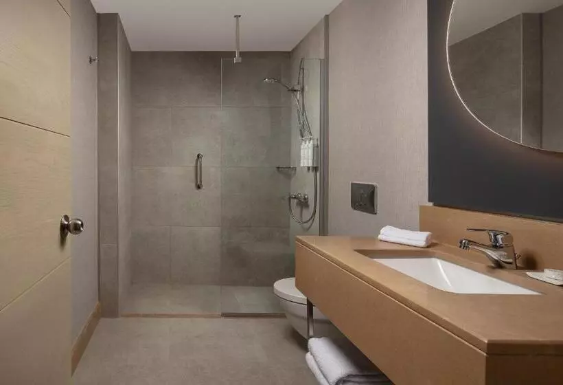 デラックスルーム, Delta Hotels Istanbul West