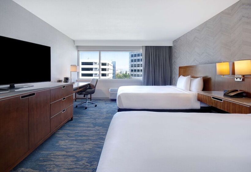 스탠다드 룸 더블 침대 2개, Doubletree By Hilton Lax El Segundo