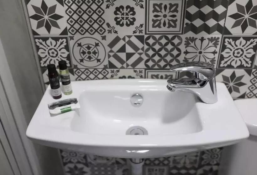 اتاق استاندارد, Guest House Triunfo