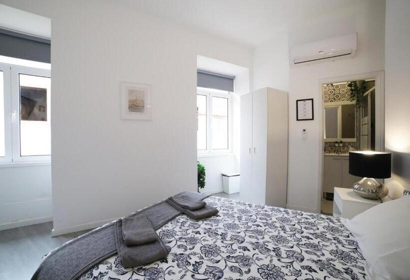 اتاق استاندارد, Guest House Triunfo