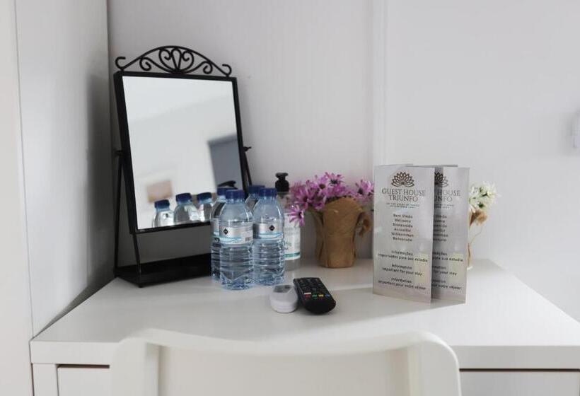 اتاق کلاسیک چهارنفره, Guest House Triunfo