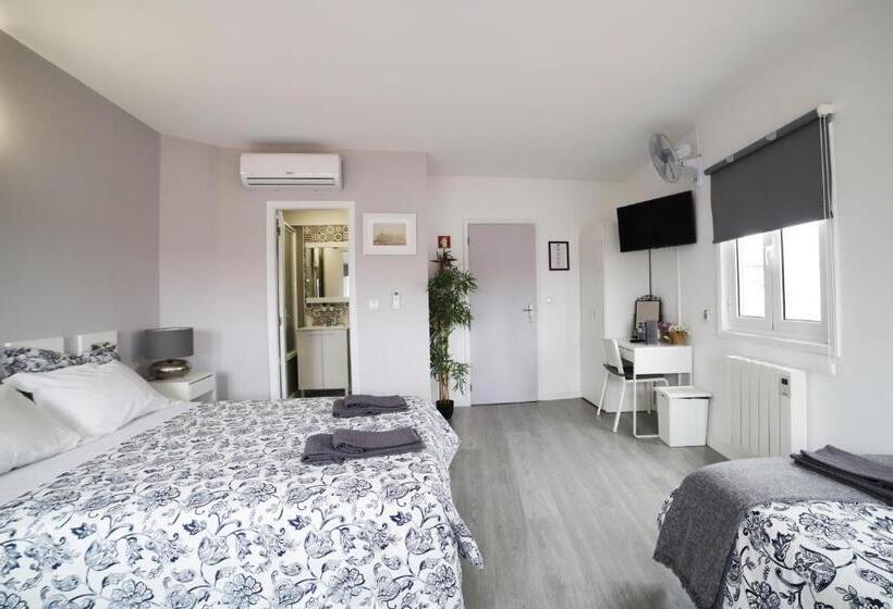 اتاق کلاسیک چهارنفره, Guest House Triunfo