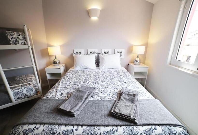 اتاق خانوادگی, Guest House Triunfo