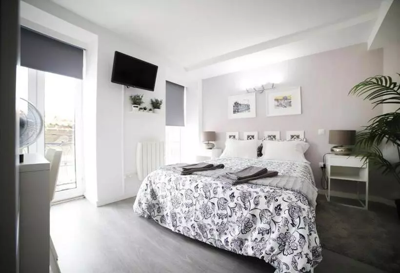 اتاق استاندارد یک نفره, Guest House Triunfo