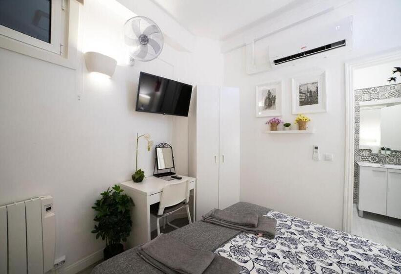 اتاق استاندارد اینتریور, Guest House Triunfo