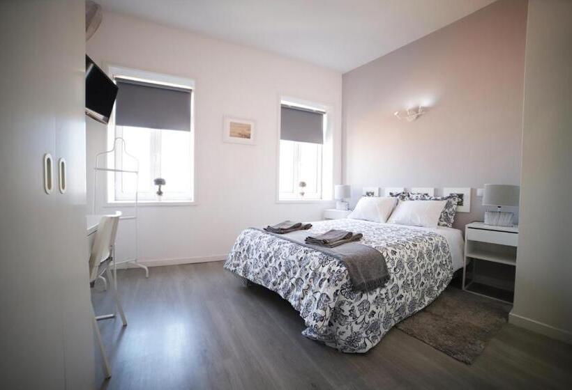 اتاق استاندارد, Guest House Triunfo