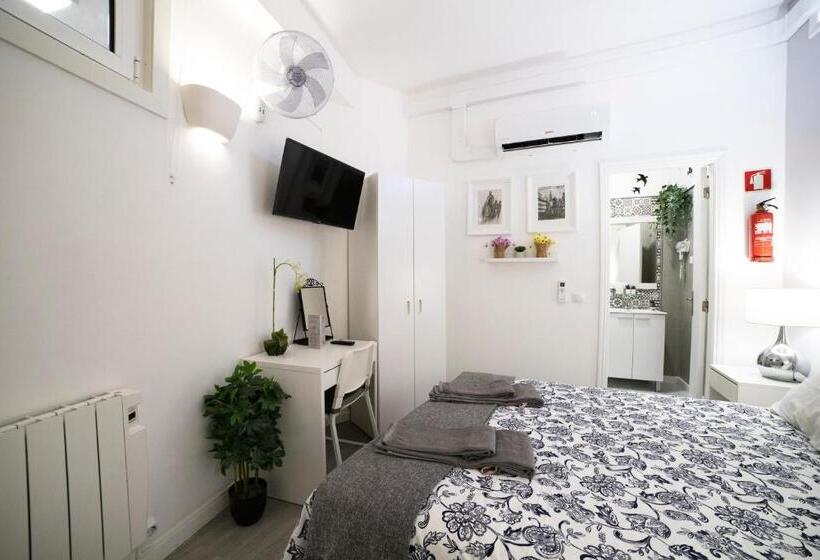 اتاق استاندارد اینتریور, Guest House Triunfo