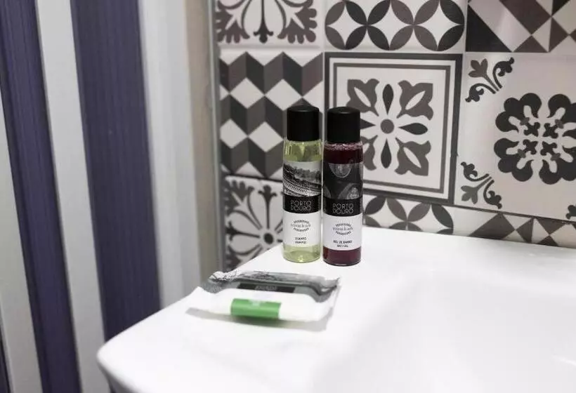اتاق اینتریور یک تخته, Guest House Triunfo