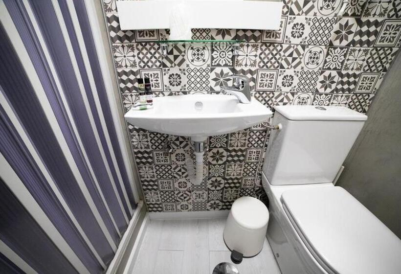 اتاق اینتریور یک تخته, Guest House Triunfo