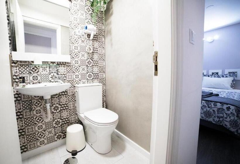 اتاق اینتریور یک تخته, Guest House Triunfo