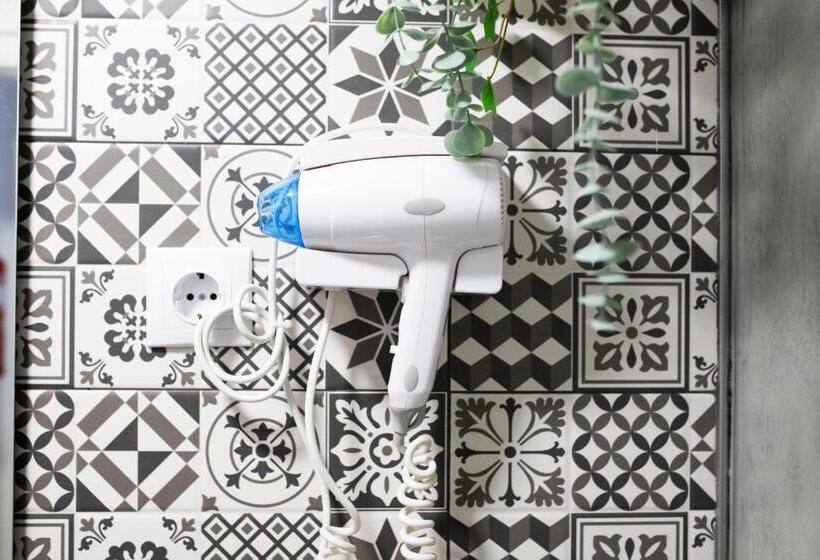 اتاق اینتریور یک تخته, Guest House Triunfo