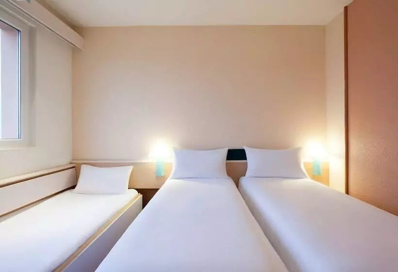Standard-huone, Ibis Tarbes Odos