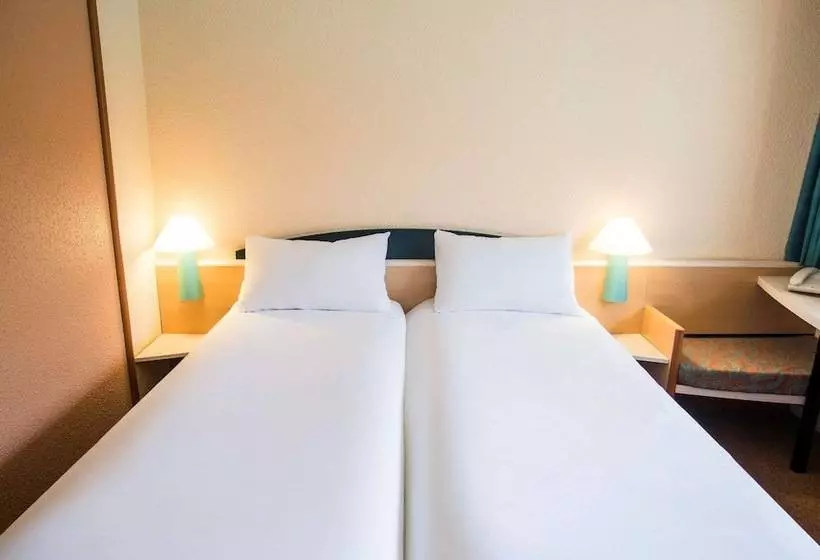 Standard-huone, Ibis Tarbes Odos