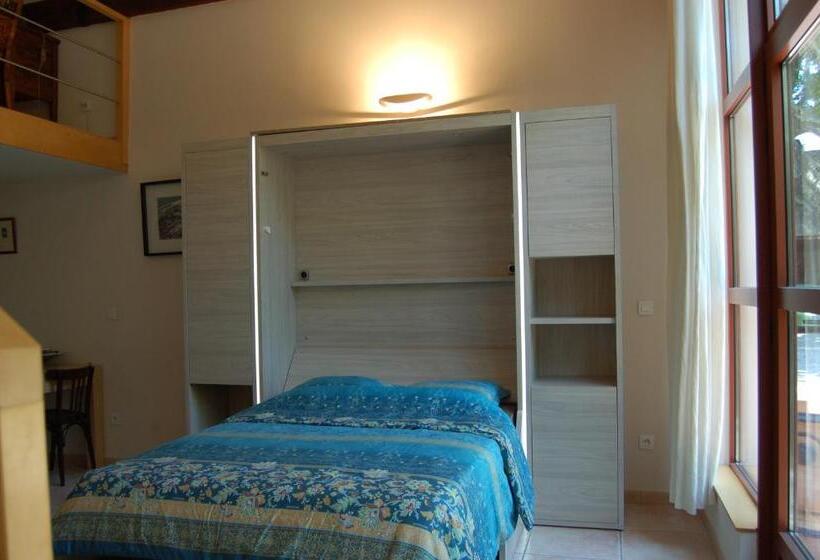 شقة غرفة واحدة, Le Mas Ferrand