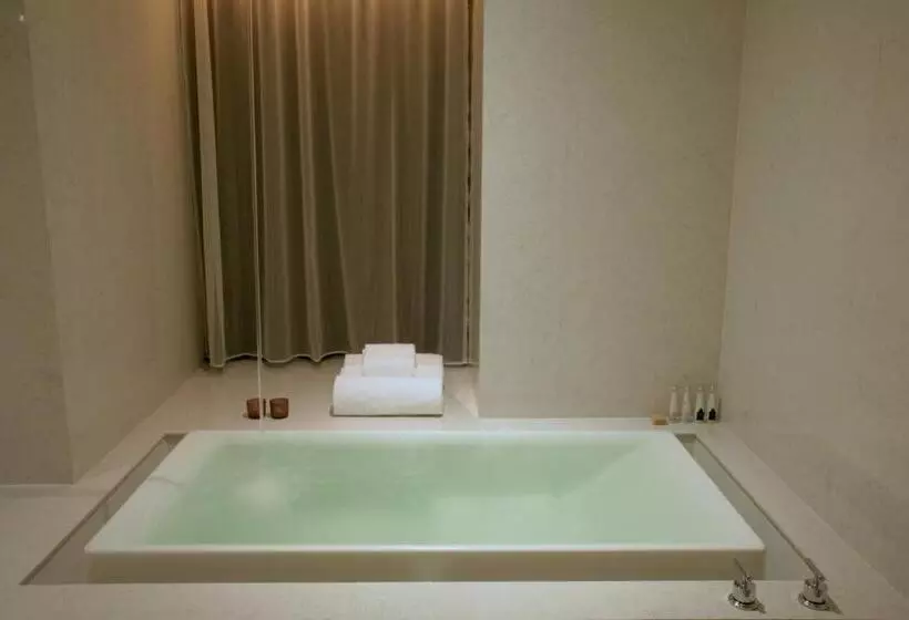 اتاق کلاسیک, Tui Blue Maduzi Hotel Bangkok